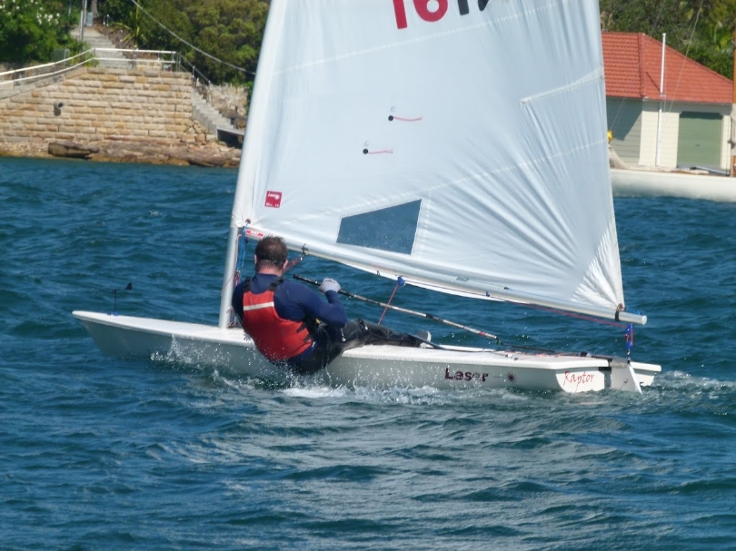 Mastering the Cunningham on a Heavy Wind Day: Tips for Laser Sailors